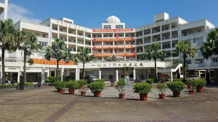 深圳亞迪學(xué)校