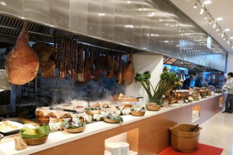 第六季自助餐廳