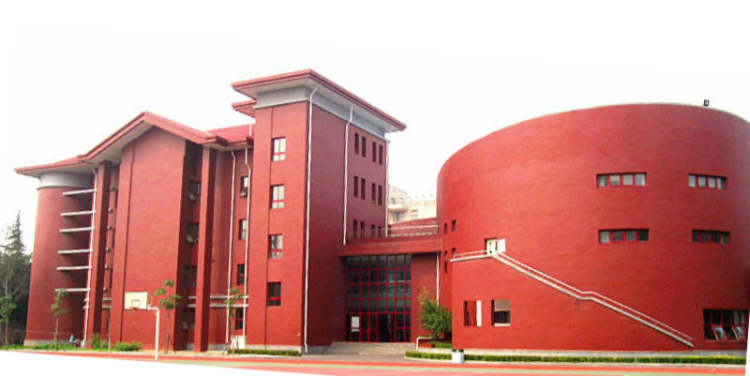 北京市建華實驗學(xué)校