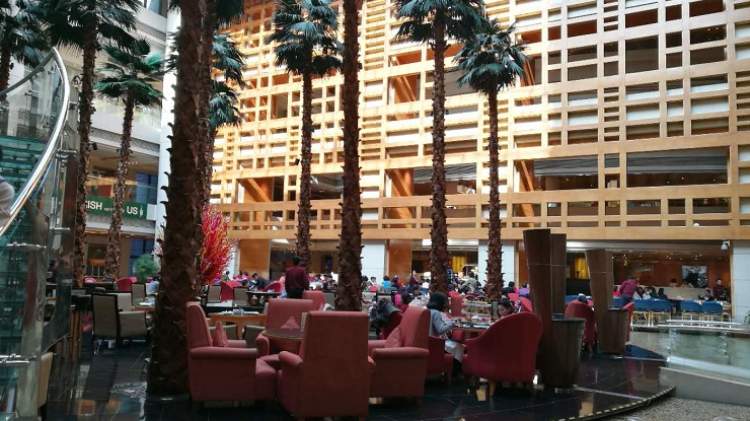 上海威斯汀大飯店-舞臺餐廳