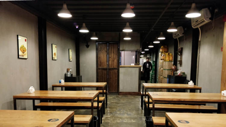 不爭天下(關(guān)山店)