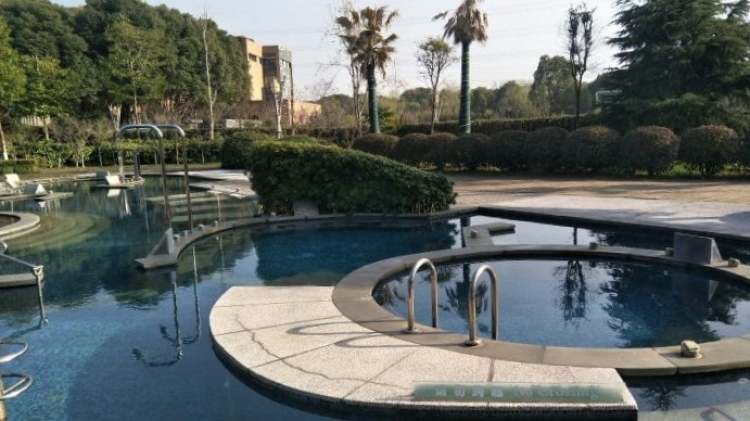 張家港金鳳凰溫泉度假村