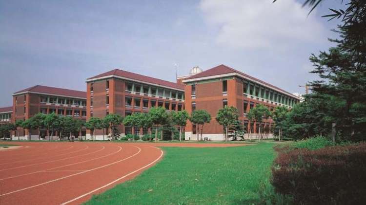 進(jìn)才中學(xué)