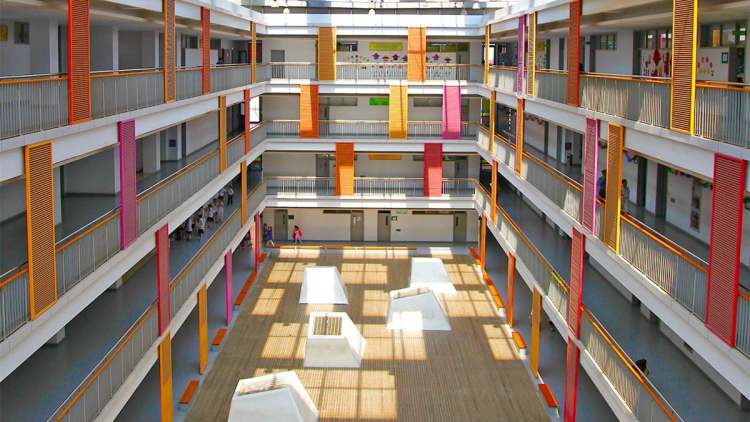 上海外國語大學(xué)附屬雙語學(xué)校