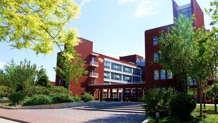 北外附屬外國(guó)語學(xué)校