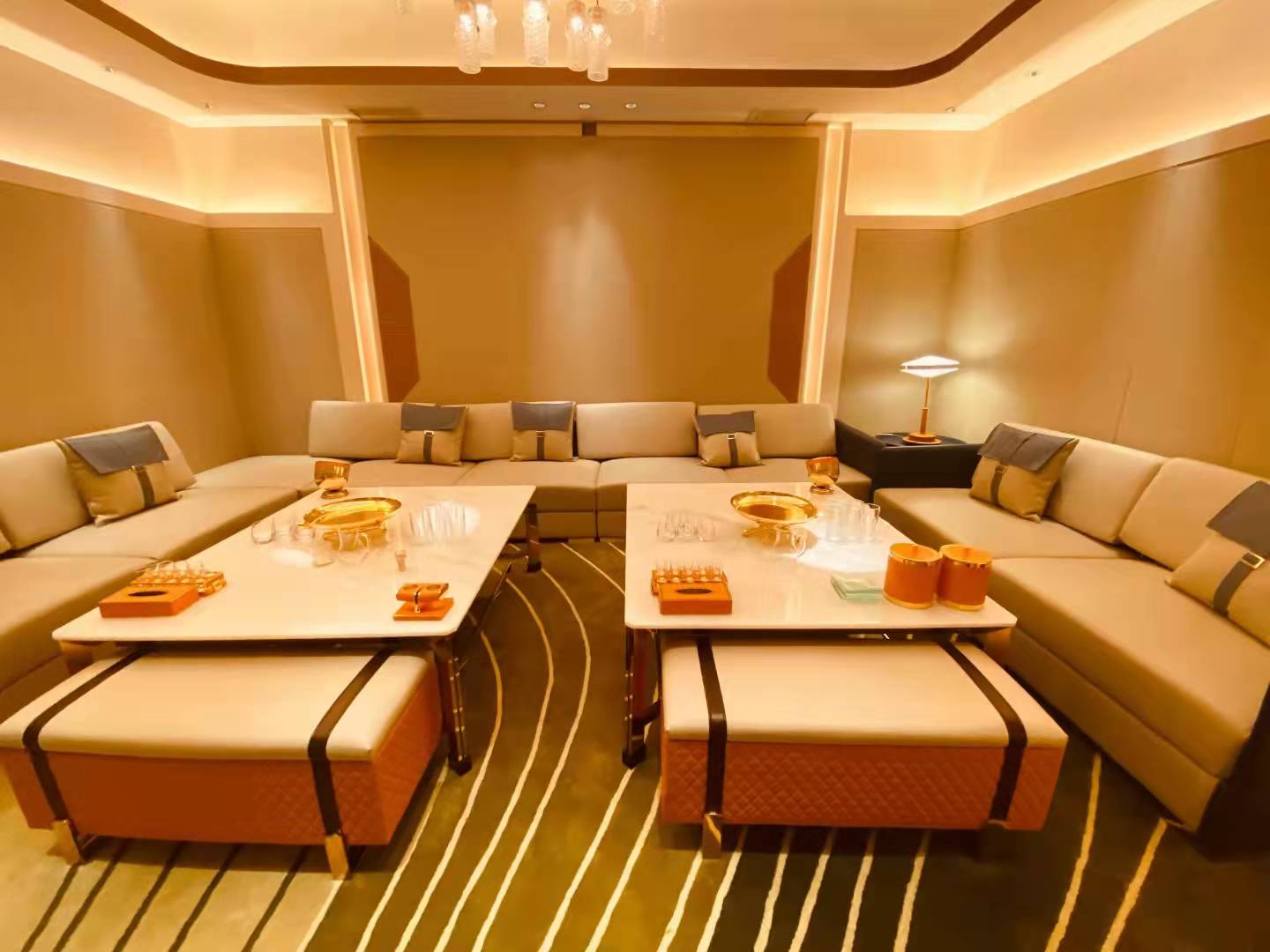 佛山十大高端商務(wù)KTV排名，這幾家讓你迷醉夜生活