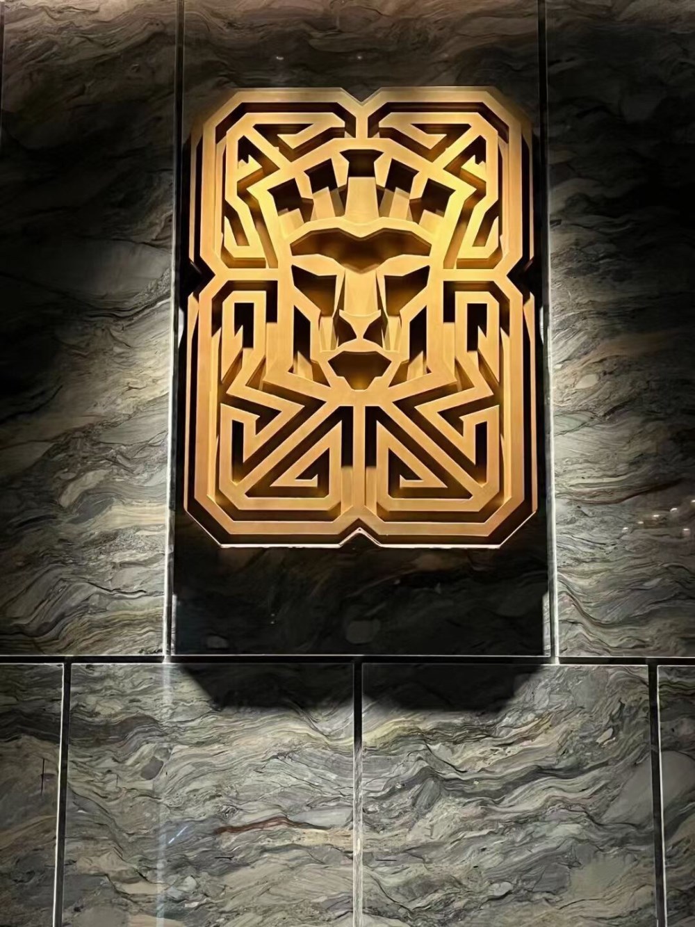 臨沂夜總會(huì)你來(lái)過(guò)幾家？臨沂十大夜總會(huì)排名讓你一目了然