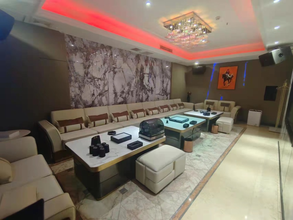 成都高端夜總會哪里好玩，【這篇文章讓你少吃虧】