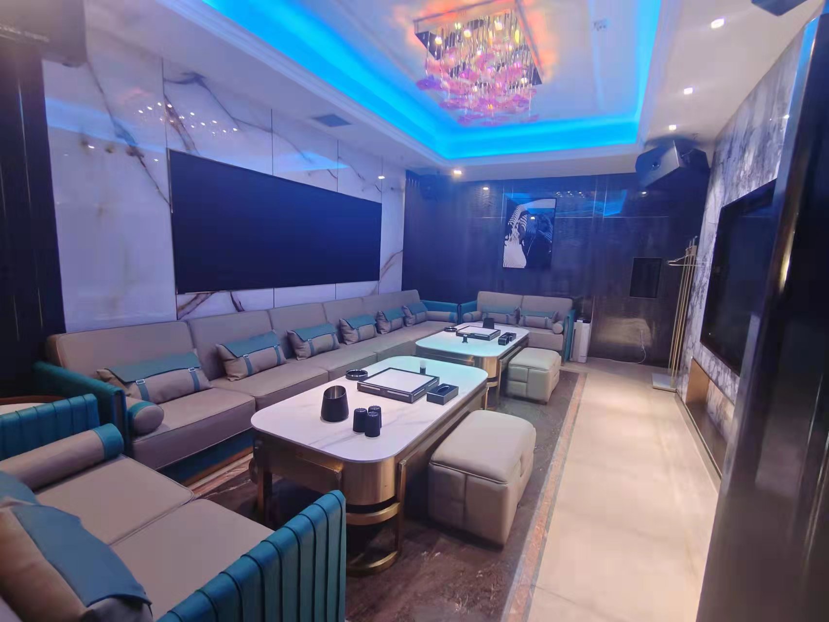 武漢十大夜總會排名，武漢最高端的幾家夜總會都在這