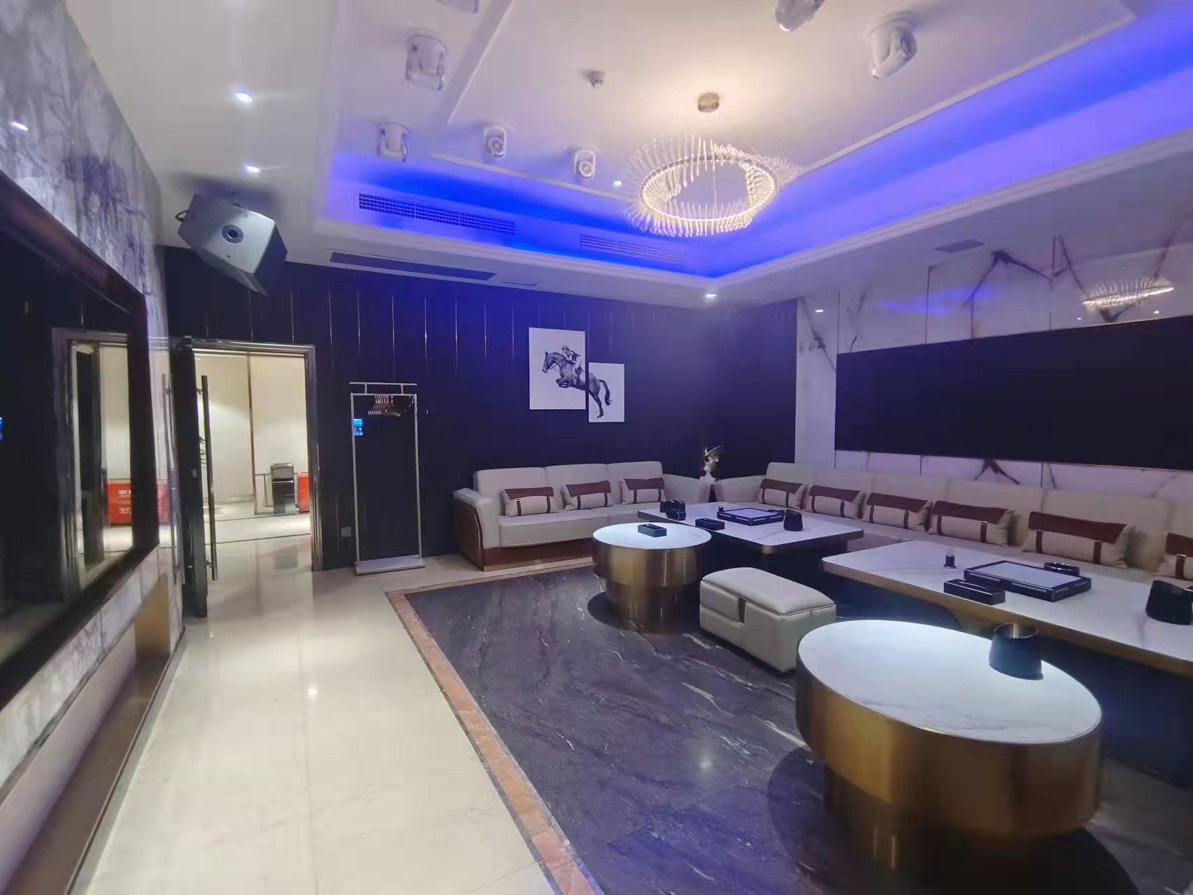 合肥夜總會(huì)哪家好，最好的夜總會(huì)都在這兒