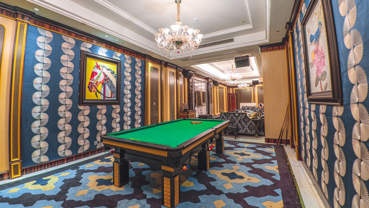 連云港中高端夜總會(huì)KTV預(yù)訂檔次包廂價(jià)格一覽!